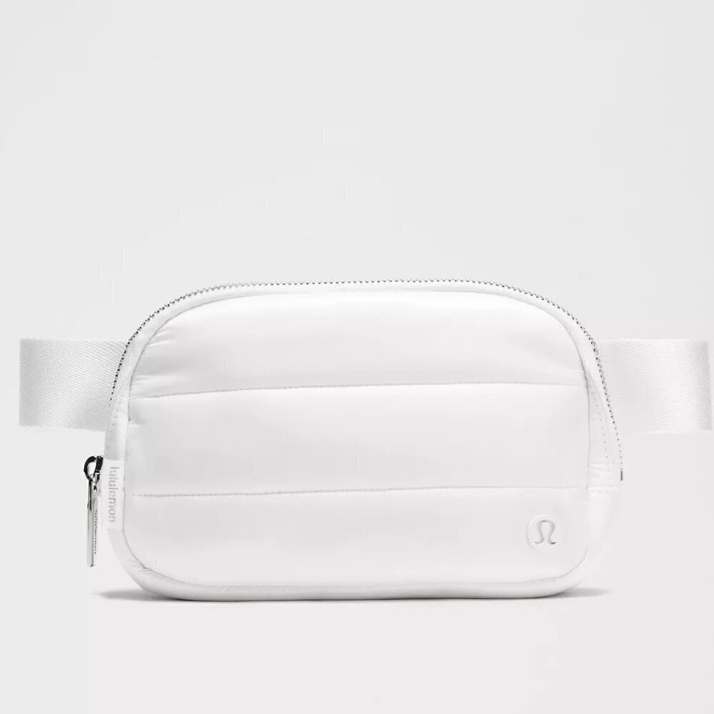 NWT Lululemon Everywhere Belt bag 1L *Wunder Puff - White